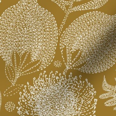 PROTEA VARIETY EMBROIDERY WHITE ON GOLD