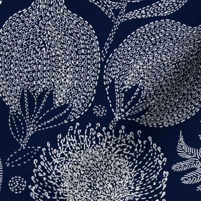PROTEA VARIETY EMBROIDERY WHITE ON NAVY BLUE