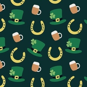 Cute Saint Patrick hat shamrocks clovers horseshoe beer