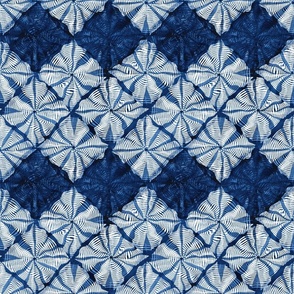 Shibori_blue_diamonds