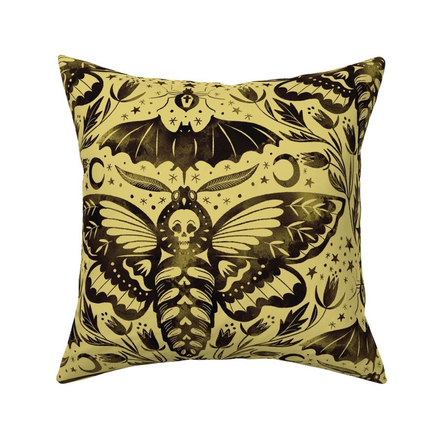 HOME_GOOD_SQUARE_THROW_PILLOW