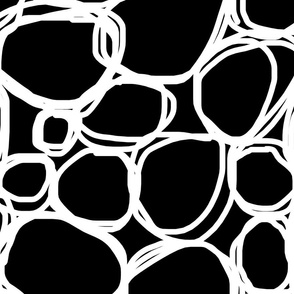 Coordinating Minimalistic Scribble Pattern Black And White 2