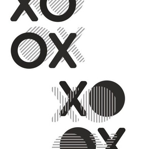 XOXO | Medium Scale | Charcoal black, pure white