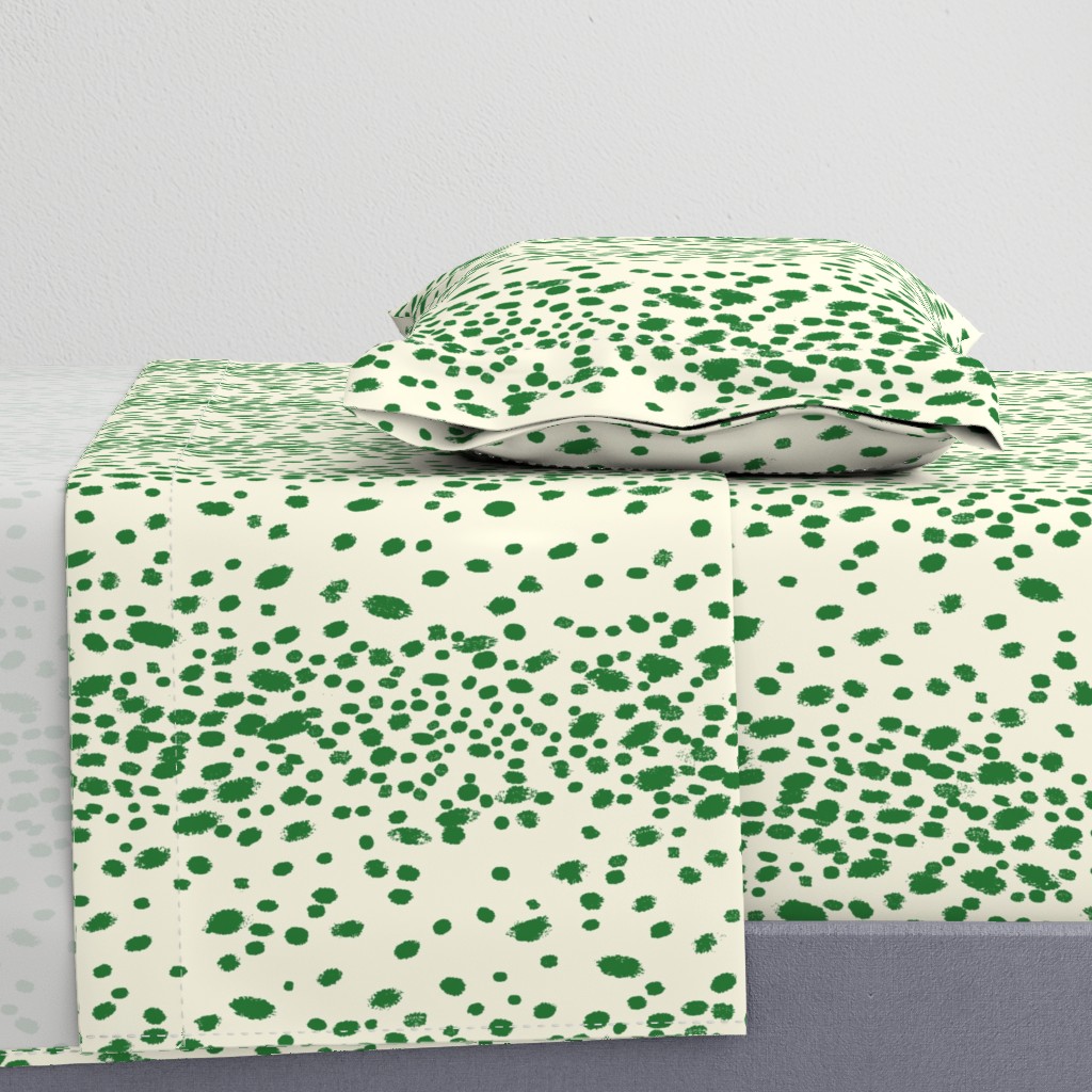 Dots in warm emerald