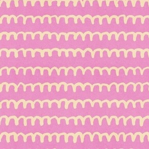 Wavy_Stripes_-_Pink__Cream_-_Small