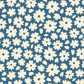 Ditsy flowers / Large scale / Blue+beige