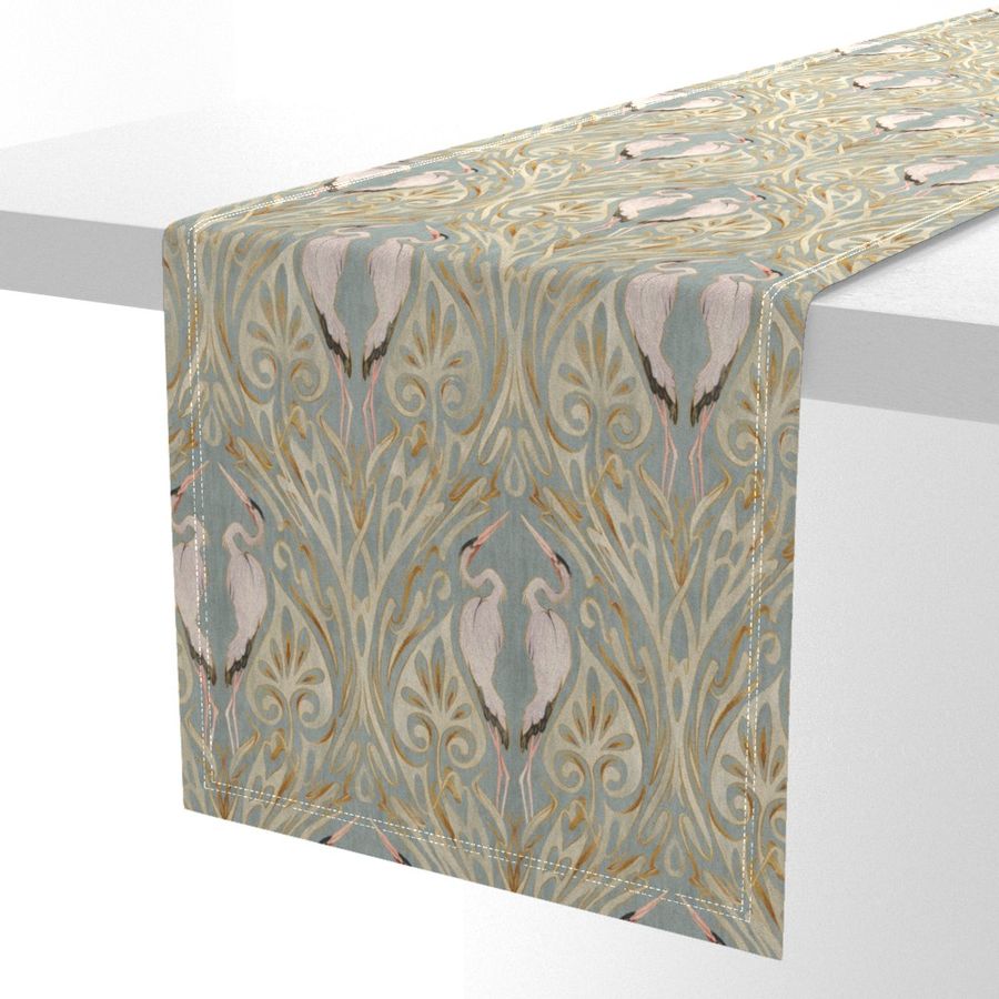 HOME_GOOD_TABLE_RUNNER