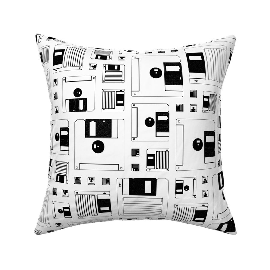 HOME_GOOD_SQUARE_THROW_PILLOW