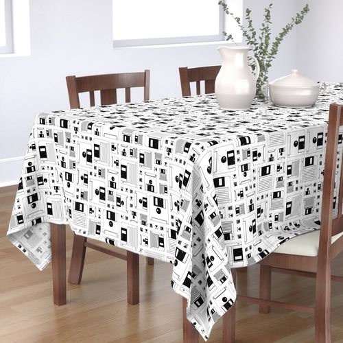 HOME_GOOD_RECTANGULAR_TABLE_CLOTH