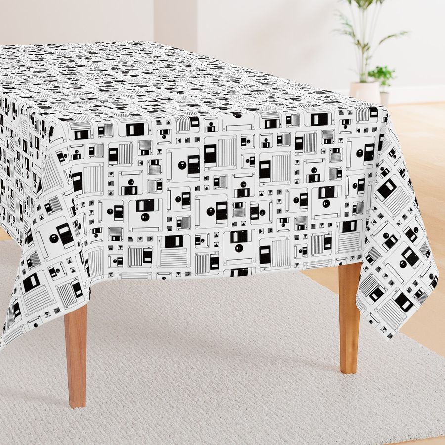 HOME_GOOD_RECTANGULAR_TABLE_CLOTH