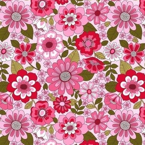 Floral Fantasy vintage pink small scale