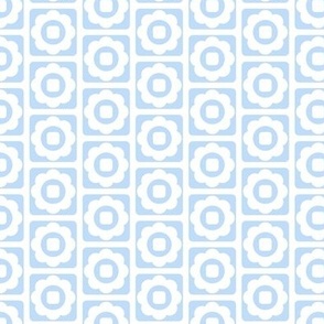 2689 B - ditsy floral tiles, light blue