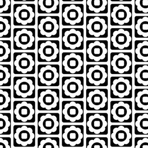 2689 E - ditsy floral tiles, black and white