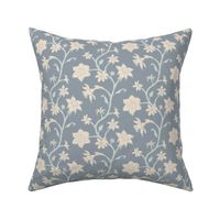 trailing flowers grayish blue | small