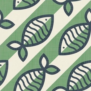 Normal scale • Bold retro fish green and grey