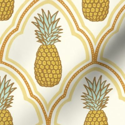 Classical Pineapple - Yellow (Medium Scale)