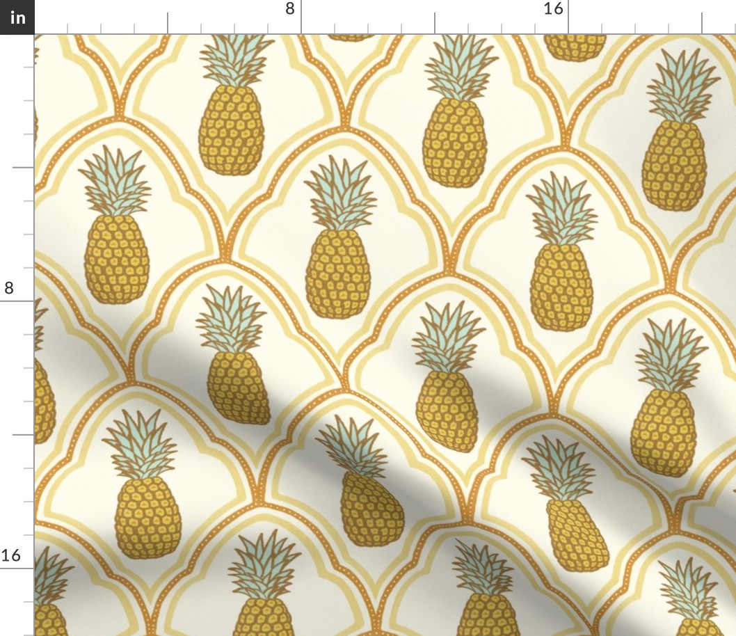 Classical Pineapple - Yellow (Medium Scale)