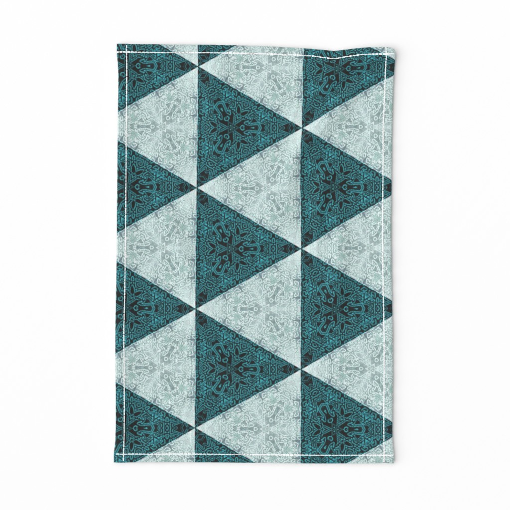 Quilters Turquoise Triangles- 6in horiz