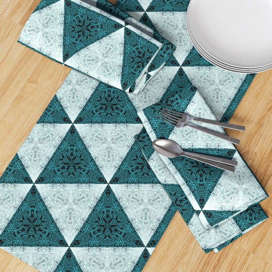 HOME_GOOD_TABLE_RUNNER