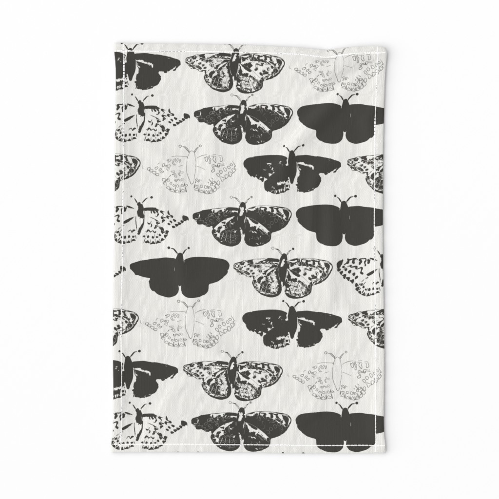 Monarch butterfly (Black and White) (18" Fabric / 12" Wallpaper)