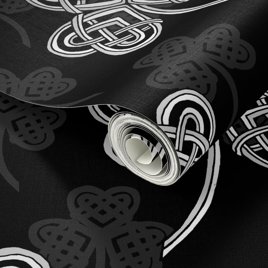 Celtic Shamrock (black and white large scale)  