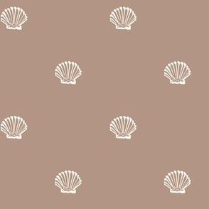 Mini | Natural Beach Seashell Elegance: Minimalistic Coastal Pattern with Hand-Drawn White Ink Brush Ocean Shells on Solid Unicolor Sand Beige Block Repeat Pattern Design for Garden Upholstery, Bathroom Wallpaper, Kids Clothing