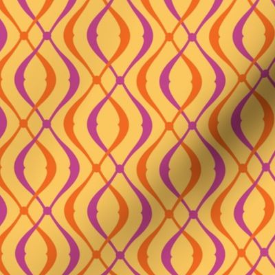 Large Seventies Colors Interlocking Retro Twist Pattern 