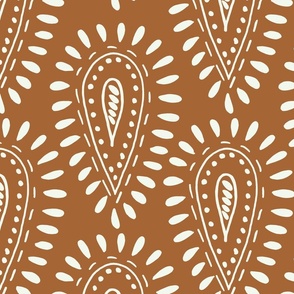 Paisley Teardrop in Nutmeg and Cream