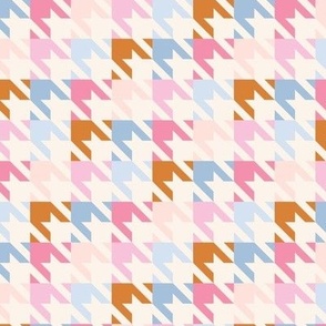 Small Houndstooth 90s fashion pink blue brown