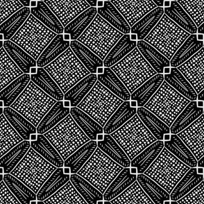 Squaredance Geometric Black and White Large
