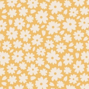 Ditsy flowers / Large scale / Yellow+beige