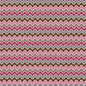 Viva Magenta Groovy Wavy Zig Zags: Extra Small (Coffee Collection)