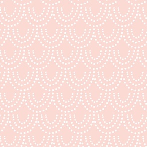 Dotted Scallop - Blush Pink