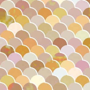 Fish Scale Pattern in Sunny Summer Shades / Large