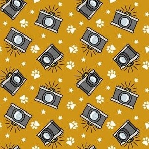 (small scale) Puparazzi - Cameras Stars and Paw Prints - mustard - LAD23