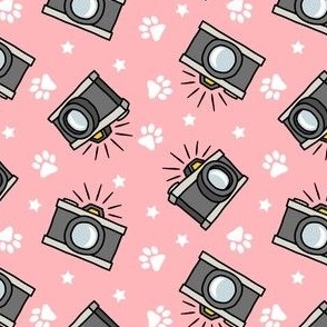 Puparazzi - Cameras Stars and Paw Prints - pink - LAD23