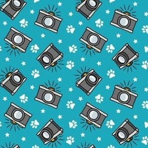 (small scale) Puparazzi - Cameras Stars and Paw Prints - blue - LAD23