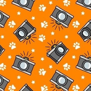 Puparazzi - Cameras Stars and Paw Prints - orange - LAD23