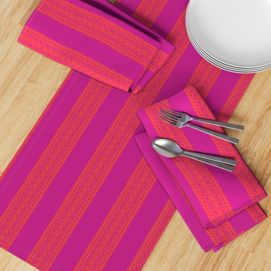 HOME_GOOD_TABLE_RUNNER