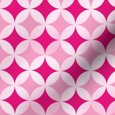 interlocking circles in rose pink | small