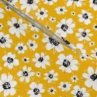 Crazy Daisy||8x8||White Whimsical Daisies on Sunny Yellow background