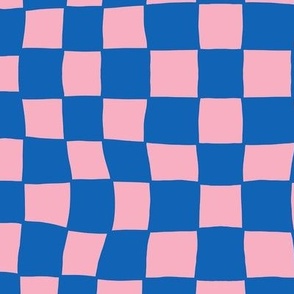 Hand Drawn Checkerboard Pattern (blue/pink)