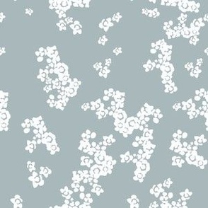 Light Blue Ditsy Floral (6" Fabric / 4.5" Wallpaper)