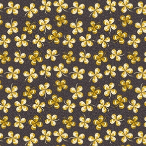 tossed lucky clover gold on dark brown | small