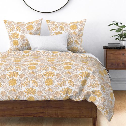 Sunshine garden_ Hydrangea Garden bedding _ soft green  and MARIGOLD YELLOW _ medium scale