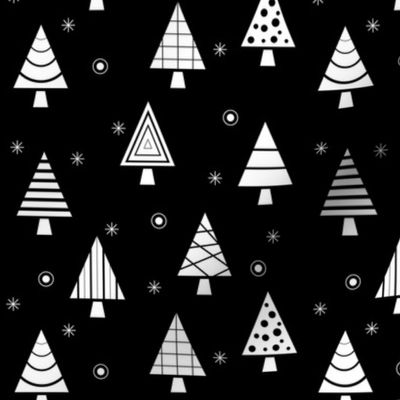 Holiday Christmas Tree Pattern (white/black)