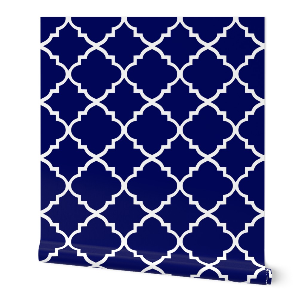 quatrefoil-pattern-deep-sea-blue-wallpaper-spoonflower