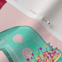 Sewing Machine Toss pink