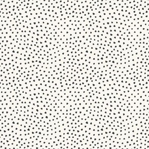 Speckled Spot_SMALL_cream-black beauty_Hufton-Studio