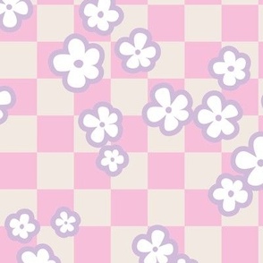 Retro blossom on checkerboard - summer flowers plaid nineties lilac purple pink cream